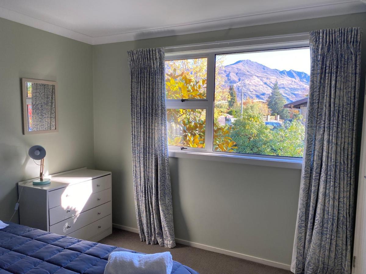 Villa Amazing Aubrey, Walk To Bremner Bay à Wanaka Extérieur photo